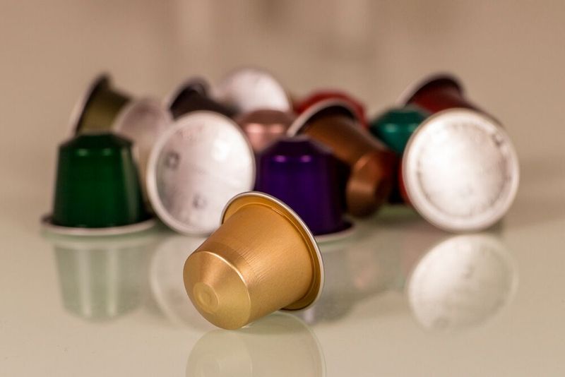 If all single-serve units on the market are compostable in industrial composting facilities, in compliance with EN 13432, consumers are not confused where to dispose their coffee capsules after use, European Bioplastics argues.