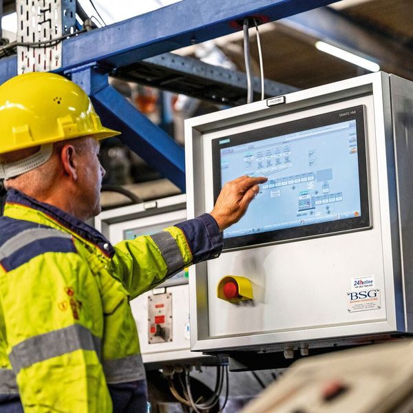 The PLC and HMI program was completely redeveloped and designed for a uniform, intuitive user interface. (Image:Bruckmann Control Technology GmbH)
