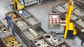 Mit über 30.000 verschiedenen Rädern und Rollen von Räder-Vogel aus 25 Werkstoffen werden die unterschiedlichsten Maschinen und Geräte angetrieben. Jetzt wird erweitert. (Räder-Vogel)