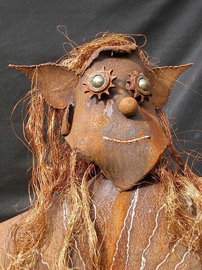 Der „Trommler“, im Ganzen eine kräftige Figur mit zwei Trommelschlägern in den Händen, hat den Namen Ben. (Archiv: Vogel Business Media)