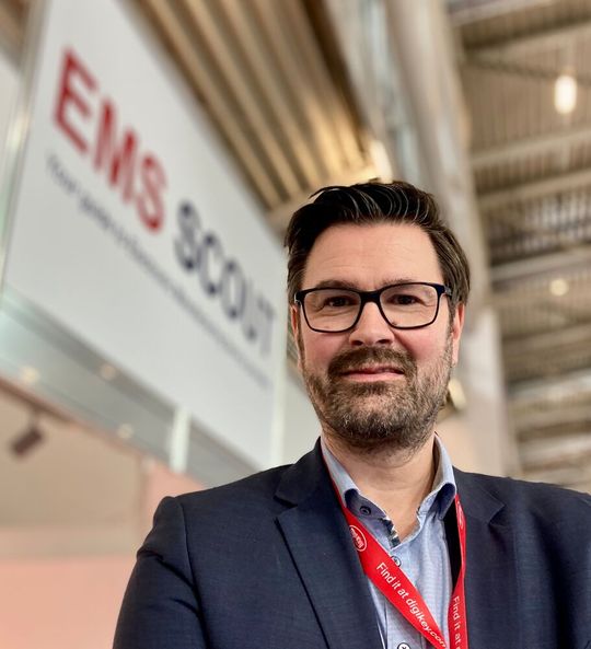 Matthias Holsten ist geschäftsführender Gesellschafter der matthias holsten e² consulting GmbH und Mitgründer des EMS Scout.(Bild:  Matthias Holsten)