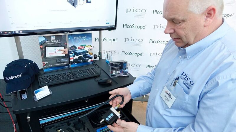 Pico, der Spezialist für digitale Speicheroszilloskope, baut sein Sensorangebot kontinuierlich aus. So unterstützt beispielsweise ein Druckaufnehmer, in Verbindung mit entsprechender Software, Werkstätten bei der Fehlersuche. Er kann unter anderem Zündaussetzer zylinderselektiv mit einer simplen Messung am Auspuffendrohr erkennen. (Dominsky/»kfz-betrieb«)