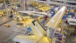 Die Luft- und Raumfahrt gehört zu den attraktivsten Industriebranchen in Frankreich. (H. Goussé/master films/Airbus)