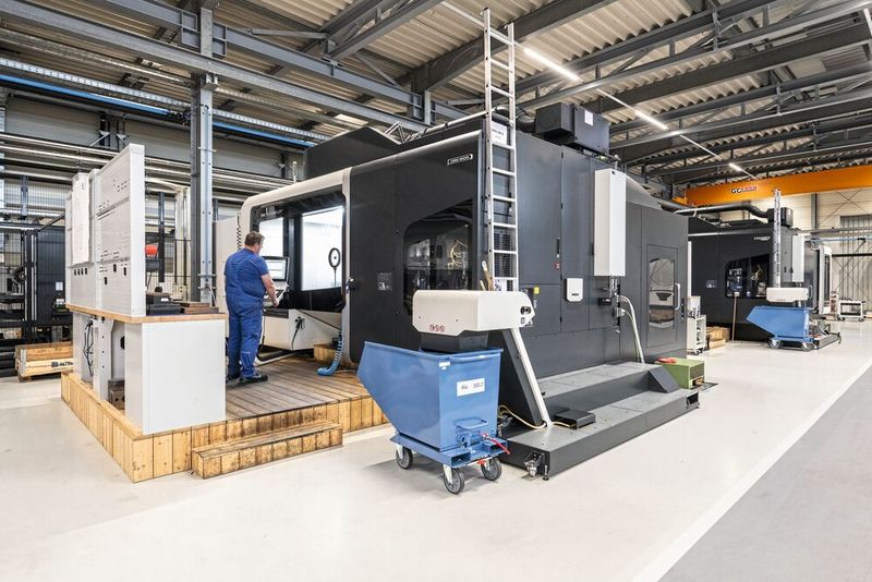 Auf zwei DMC 160 duoBlock bearbeitet, die über ein LPP 5000 mit bis zu 1.250 Millimeter x 1.000 Millimeter großen Paletten bearbeitet ACTech komplexe Prototypen zum Beispiel für den Automobilbau oder die Energietechnik. (Bild: DMG Mori)