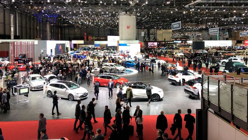 Ob es solche Bilder in den Genfer Messehallen jemals wieder geben wird? Der Genfer Salon findet jedenfalls auch 2022 nicht statt.