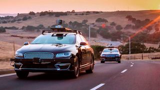 Ein autonomes Fahrzeug von Aurora. In den Mitteilungen von VW und Hyundai sprachen beide Konzerne unisono davon, „das führende Unternehmen für die Technologie des autonomen Fahrens" zur Zusammenarbeit gewonnen zu haben.  (Ampnet)