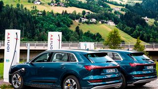 Mehr als 167.000 elektrifizierte Pkw wurden in der EU im ersten Quartal 2020 neu zugelassen. (Bild: Audi)