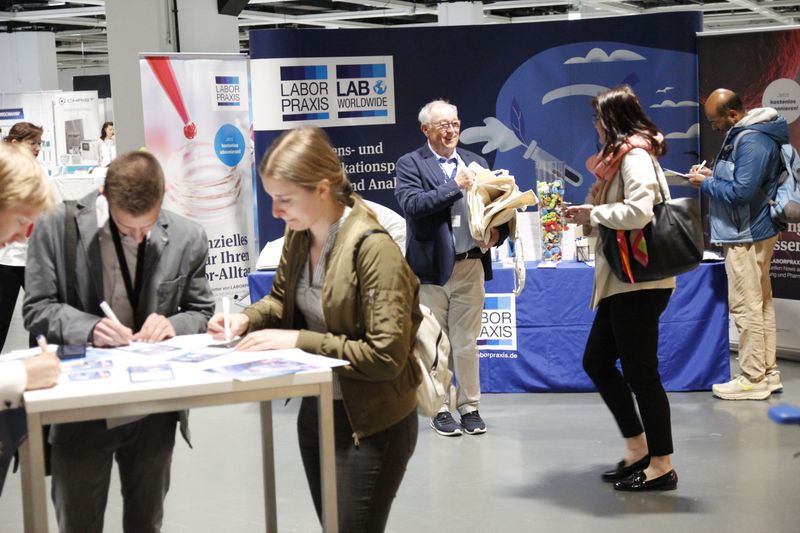 Impressionen der LAB-SUPPLY in Wien 2023.   Mehr Infos zu den kommenden LAB-SUPPLY-Messen finden Sie auf www.lab-supply.info.  (LABORPRAXIS, C. Lüttmann)