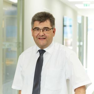 Konrad Keck, Vertriebsleiter DACH der Benz GmbH Werkzeugsysteme aus Haslach im Kinzigtal (bei Offenburg): „Bei rotierenden Werkzeugen wird die Energie für das Sensorsystem mittels Energy Harvesting erzeugt und so weitestgehend auf Batterielösungen verzichtet.“