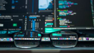 Cyber-Kriminelle haben längst erkannt, dass Angriffe auf die Software-Lieferkette weitreichenderen Erfolg versprechen als einzelne Angriffe. (Bild: rgaymon)