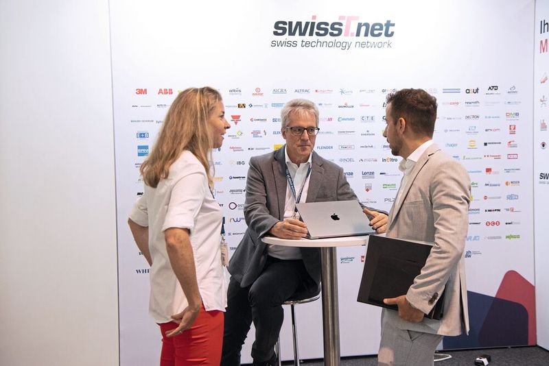 Die «maintenance Schweiz 2024» und die «all about automation» präsentieren vom 28. bis 29. August 2024 in Zürich Zukunftstechnologien, die die Bereiche industrielle Instandhaltung mit Industrieautomation, Robotik und Digitalisierung zusammenbringen.  (Bild: Easyfairs/Susanne Seiler)