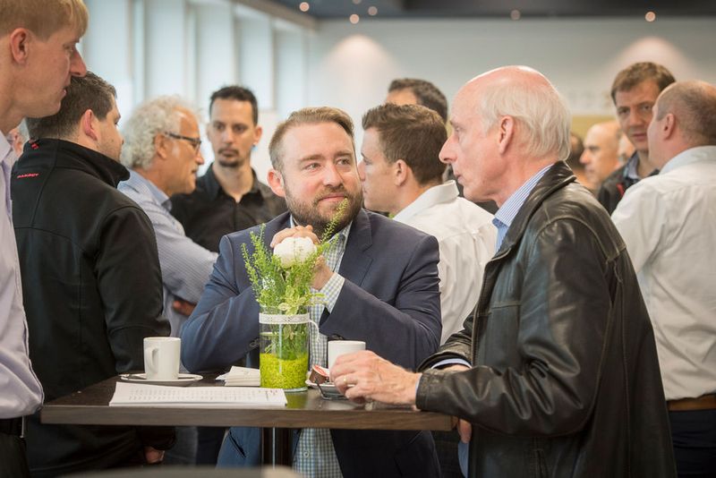 Die Pausen wurden rege zum Erfahrungsaustausch und zum Networking genutzt. (Thomas Entzeroth)