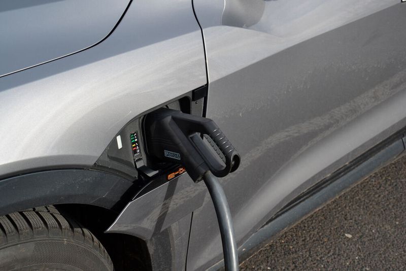 Während einer rund 20-minütigen Kaffeepause … (Bild: Michel/»kfz-betrieb«)