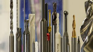 Unterschiedlichste Werkzeuglösungen des Tessiner Werkzeugspezialisten, der auch für Rundtaktmaschinen hoch effiziente Lösungen erarbeitet. (Thomas Entzeroth)