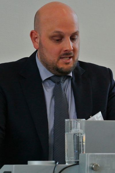 Eine Einschätzung der Einbindung von Additiver Fertigung in die industrielle Produktion gab Kristian Arntz von der Aachener Werkzeugbau Akademie. „Das Thema Nacharbeit ist da eine ganz zentrale Größenordnung“, stellte er fest.  (Ulrich Schamari)