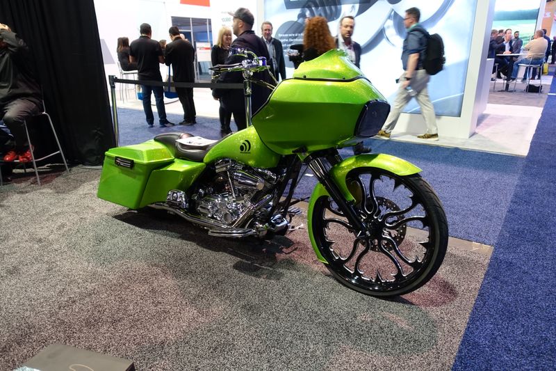 Mit der Farbe wird man auf der Autobahn bestimmt schnell gesehen. (Bild: IT-BUSINESS)