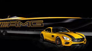 Der Mercedes-AMG GT S maritim übersetzt: Gemeinsam mit Cigarette Racing präsentiert der Automobilhersteller auf der Miami International Boat Show das Cigarette Racing 50 Marauder GT S Concept. (Foto: Daimler)