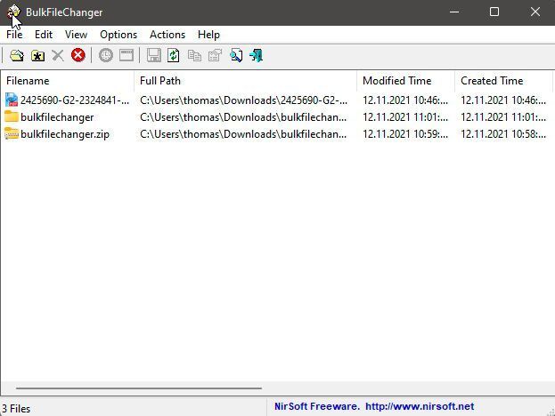 Dateien in das BulkFileChanger-Fenster ziehen. (Joos/NirSoft (ScreenShot))