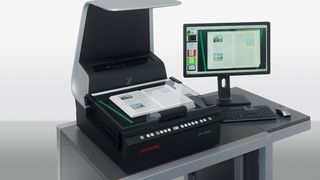 Zeuts_OS15000_AdvancedPlus_Tisch_Hintergrund ()