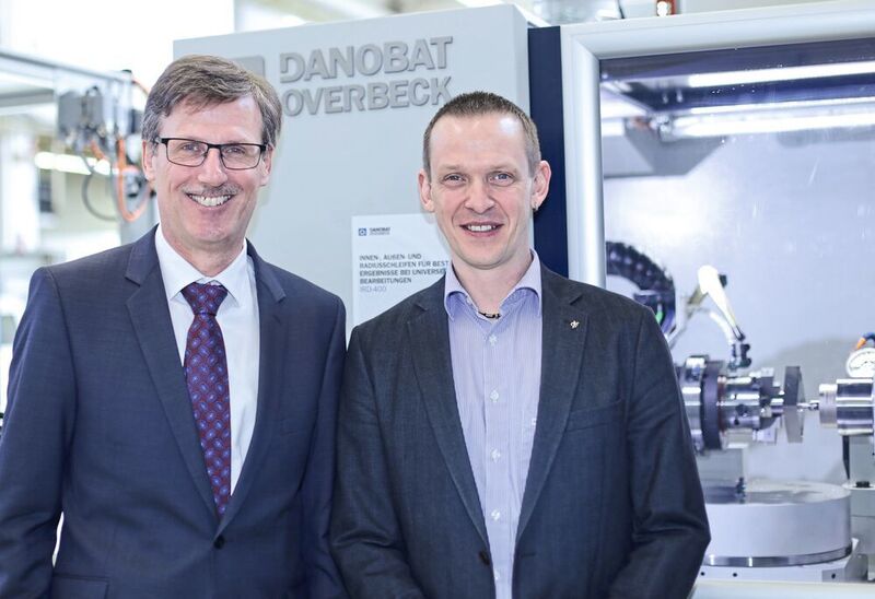 Danobat-Vertretung in der Schweiz: Jörg Zubler (links), Geschäftsführer HP Müller Werkzeugmaschinen AG sowie Michel Oppliger, Verkaufsleiter HP Müller Werkzeugmaschinen AG. (Anne Richter, SMM)