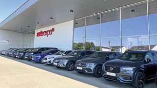 Den Gebrauchtwagen-Megastore von Auto Expo in Fernwald gibt es seit zehn Jahren. (Bild: Lulei - VCG)