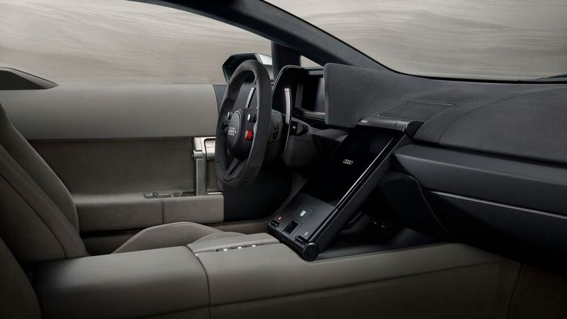 Im Innenraum setzt der Nuvolari auf sportliche Klarheit. (Bild: Audi)
