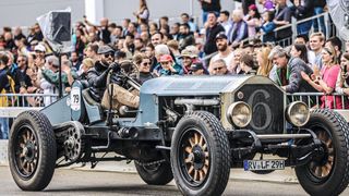 Anders als andere Oldtimermessen: Die Klassikwelt Bodensee begeistert nicht nur Fans automobiler Klassiker, sondern auch die Liebhaber historischer Boote und Flugzeuge. Und sie präsentiert diese live in Aktion. (Bild: Klassikwelt Bodensee)