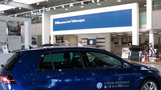 Die Auto-Zentrale Karl Thiel feiert in diesem Jahr 90-jähriges Jubiläum. Der VW-Betrieb hat einen Marktanteil von 40 Prozent in seinem Gebiet. (Silvia Lulei)