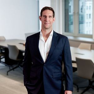 Arne Sanne: „Besonders der Norden Chiles zählt zu den sonnenreichsten Regionen der Welt. Hier lässt sich ein Vielfaches an Strom aus erneuerbaren Energiequellen produzieren als das Land selbst benötigt.“(Bild:  Eternal Power)