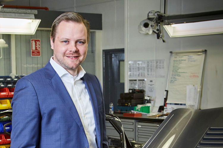 Tim Hannig, Jaguars Klassik-Direktor, verspricht, dass „jedes der neun Fahrzeuge absolut identisch ist und die höchsten Fertigungsstandards erfüllt.“ (Foto: Jaguar)