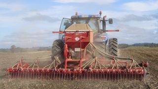 Die neue modulare Steuerung von Jetter eignet sich besonders für die Automatisierung von Maschinen im Agrarbereich. (Bild: Jetter)