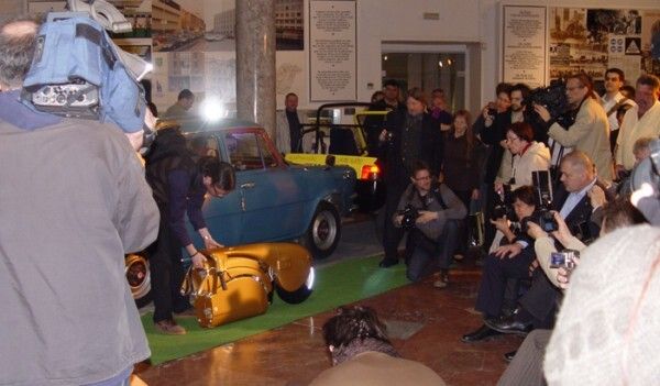 Präsentation des elektrischen Faltrollers MOVEO im Ungarischen Technik- und Verkehrsmuseum in Budapest (Bild: Antro Group)