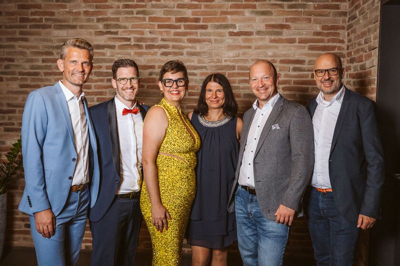 V. l.: Alexander Bröckel (Alldis), Tobias Kiefer (Reiner SCT), Theresa Wollesky, Ulrike Rudolf (Wsoft), Benjamin Schreyer (surfAN IT), Carsten Segelken (Nordanex) (Bild: KAUFFMANN STUDIOS)