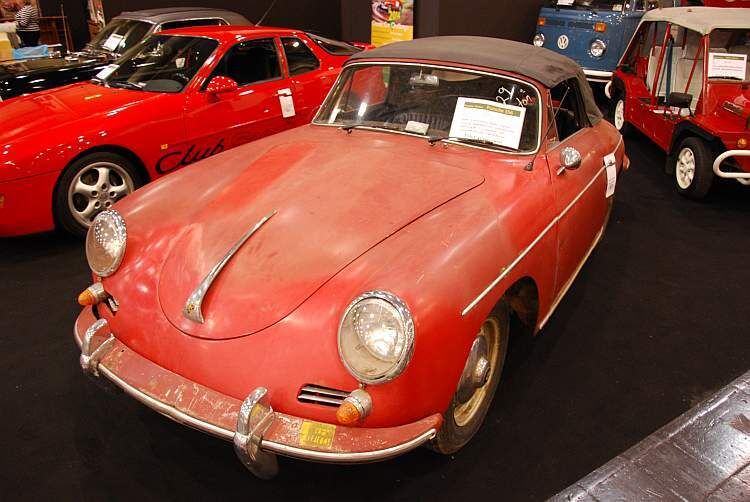 Die Essen Motor Show ist einer der größten Handelsplätze für klassische Autos wie diesen Porsche 356. (Foto: Rosenow)