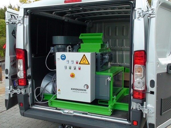 Mit einem mobilen Datenshredder entfällt das Transportrisiko, denn die Datenträger können vor Ort vernichtet werden. (Quelle: recycle it GmbH) (Archiv: Vogel Business Media)