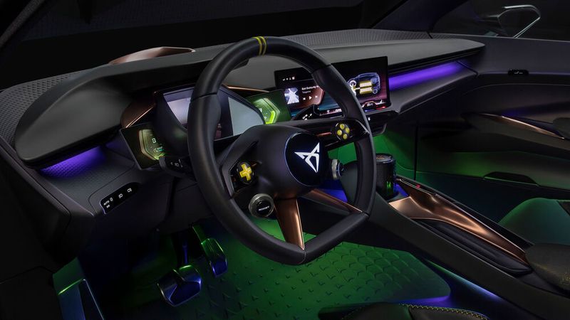 Auch im Inneren wird klar, dass die Zielgruppe eher ein jüngeres Publikum ist. (Bild: Seat)