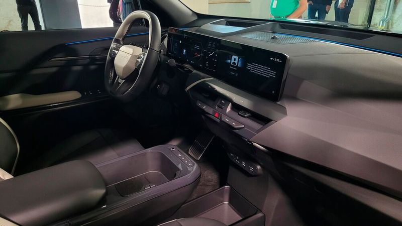 An denen orientiert sich auch der Innenraum sowie das Bedienkonzept. (Bild: Wehner - VCG)