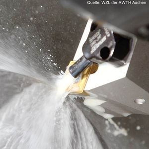 Am 21. bis 22. Oktober 2015 veranstaltet das WZL in Kooperation mit dem VSI - Verband Schmierstoff-Industrie e.V. und dem VDMA - Verband Deutscher Maschinen und Anlagenbau e.V. die 4. Aachener Kühlschmierstoff-Tagung mit dem Leitthema „Ökonomischer und ökologischer Einsatz von Kühlschmierstoffen in der Zerspanung“.