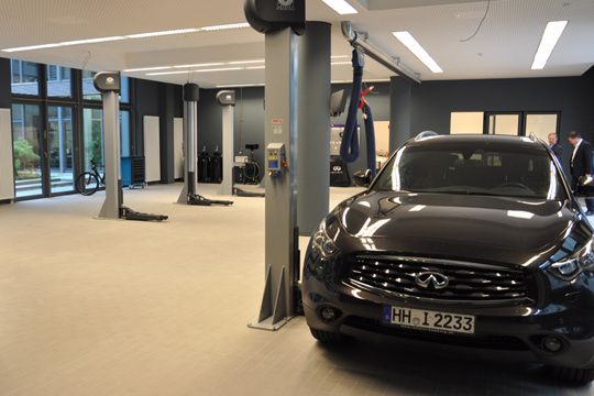 Im Service-Bereich gibt es drei Werkstattplätze. (Archiv: Vogel Business Media)