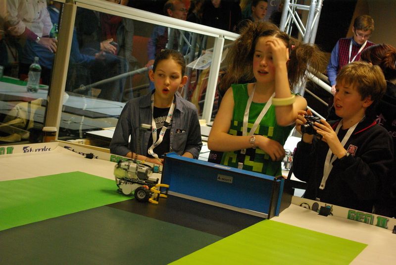 Auch andernorts sorgen die Robocup-Wettbewerbe für Spannung. (Bild: Flickr/Samuel Mann)