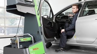 Der neue Abgastester von Bosch rüstet Werkstätten für den Test von Euro-6-Fahrzeugen. (Foto: Bosch)