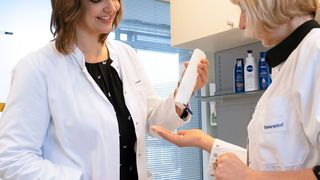 Kohlendioxid soll als Ausgangsstoff dienen, um nachhaltige Rohstoffe für Pflegeprodukte zu entwickeln. (Beiersdorf)