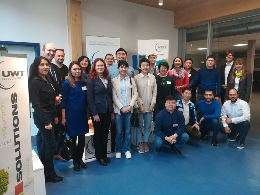 54255848_819450668412432_3294818108824354816_n ()