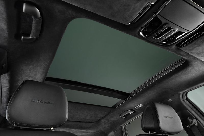 Der Name des Sondermodells ist unter anderem in die Kopfstützen eingeprägt. (Kia)