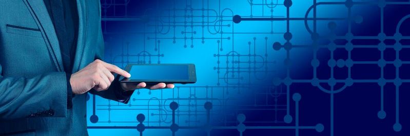 Der Wandel von der analogen Industrie zur digitalen Industrie 4.0 ist in vollem Gange. (Bild:  gemeinfrei /  Pixabay)