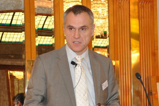 Verbandsgeschäftsführer Dietrich Asche informierte unter anderem über die Fallstricke der Pkw-EnVKV und über mögliche neue Dienstleistungen des Verbands. (Foto: Wehner)