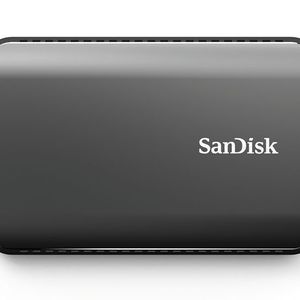 Laut Sandisk ist die Extreme 900 Portable SSD das schnellste externe Laufwerk mit USB-Typ-C-Anschluss auf dem Markt. Sie überträgt Daten mit bis zu 850 MB pro Sekunde.