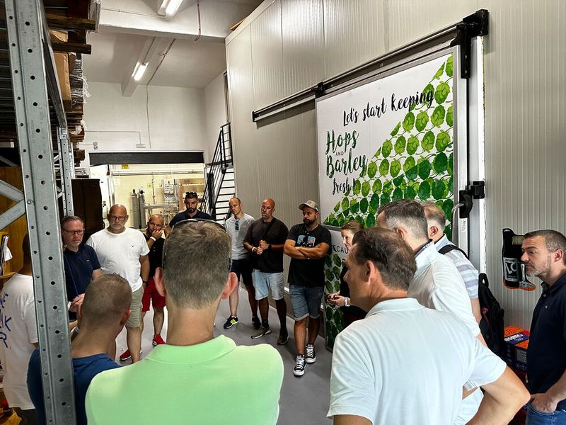 Die Brauerei hat verschiedene Geschmackssorten wie z. B. mit Kaktusfrüchten, Salz, Erdbeeren... (Bild: Vogel IT-Medien )