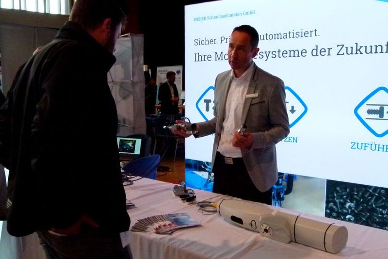 Weber informierte über seine Hand- und Stationärschrauber. (D.Quitter/VCS)