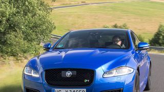 Die aktuelle Generation des Jaguar XJ läuft 2019 aus. Künftig soll die Limousine als Elektromodell in Castle Bromwich gebaut werden. (Jaguar Land Rover)